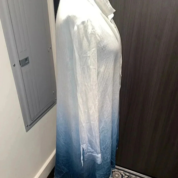 LONG BREAK AWAY BUTTON DOWN TOP WITH POCKETS BLUE DENIM/WHITE RAYON SIZE MEDIUM - Picture 15 of 15